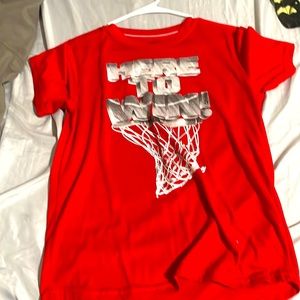 Brand Andi size XL color red